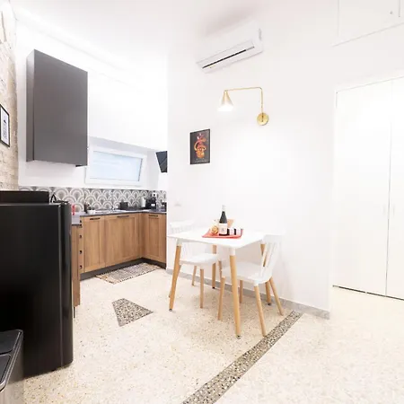 Trastevere Lovely 2 Bedroom Roma